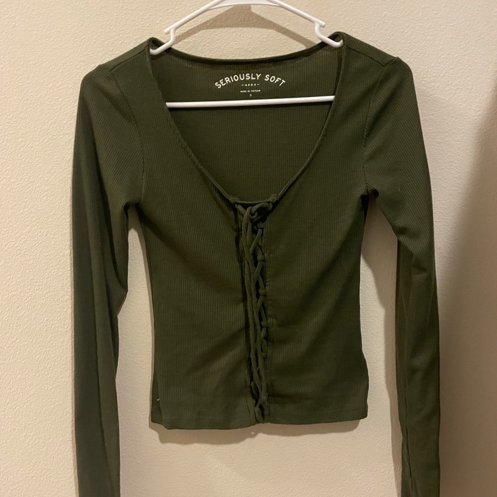 Aeropostale tight fit crop top